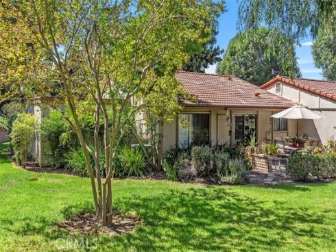 3205  Via Buena Vista  D , Laguna Woods, CA