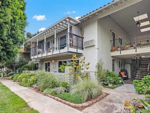 5353  Algarrobo  B , Laguna Woods, CA