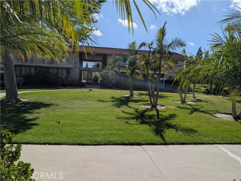 866  Ronda Mendoza  D , Laguna Woods, CA