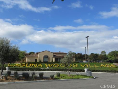 866  Ronda Mendoza  D , Laguna Woods, CA
