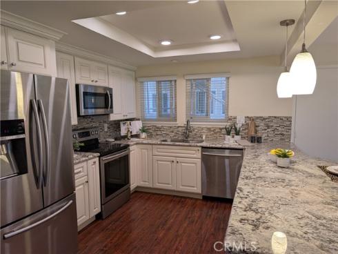 866  Ronda Mendoza  D , Laguna Woods, CA