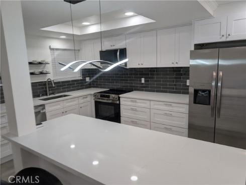 2296  Via Puerta  B , Laguna Woods, CA