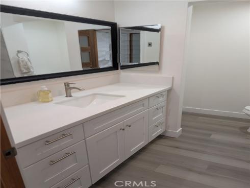 2296  Via Puerta  B , Laguna Woods, CA