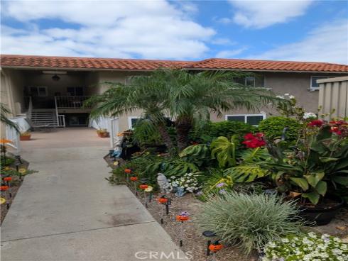 2296  Via Puerta  B , Laguna Woods, CA