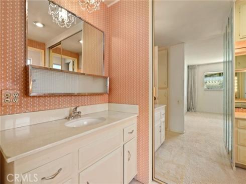 2285  Via Puerta  P , Laguna Woods, CA