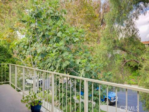 662  Via Los Altos  N , Laguna Woods, CA