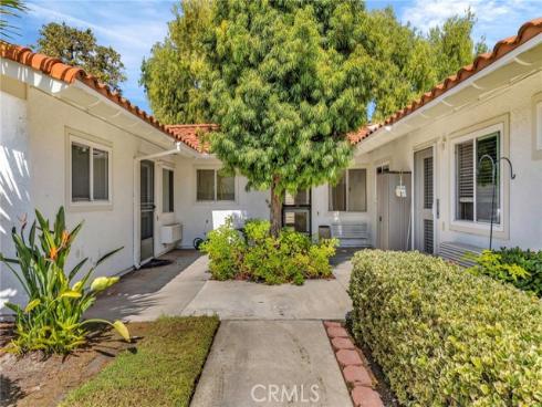 2197 Via Mariposa B , Laguna Woods, CA