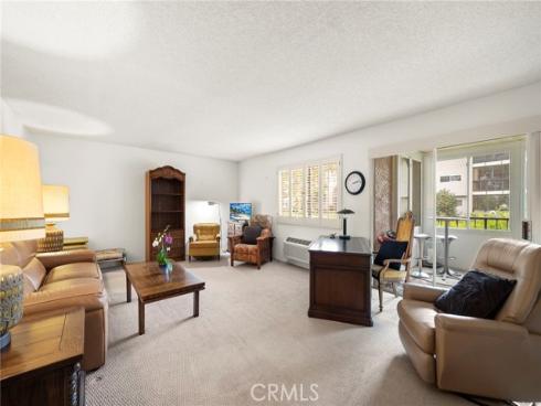 3241  San Amadeo  1E , Laguna Woods, CA