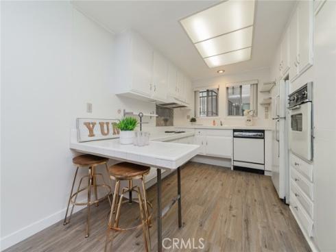 2294 Via Puerta, #d , Laguna Woods, CA