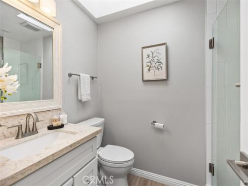 2263  Via Puerta  D , Laguna Woods, CA