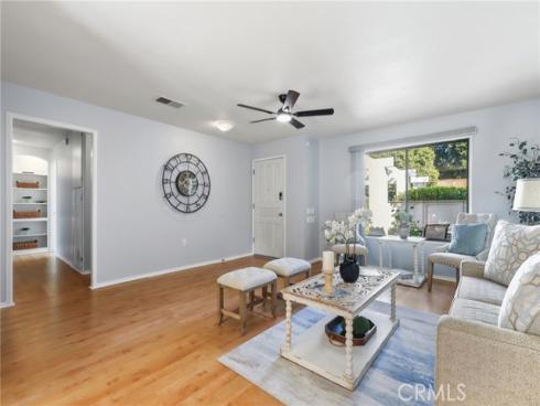 3190 Via Buena A , Laguna Woods, CA