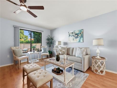 3190 Via Buena A , Laguna Woods, CA