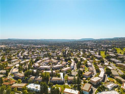 2286  Via Puerta  A , Laguna Woods, CA
