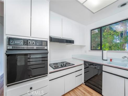 936  Avenida Majorca  B , Laguna Woods, CA