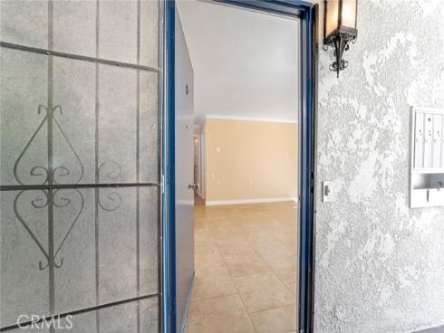 2111  Via Puerta  S , Laguna Woods, CA