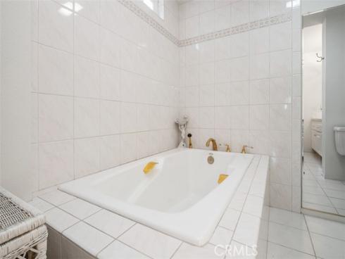 2388 W Via Mariposa  3E , Laguna Woods, CA