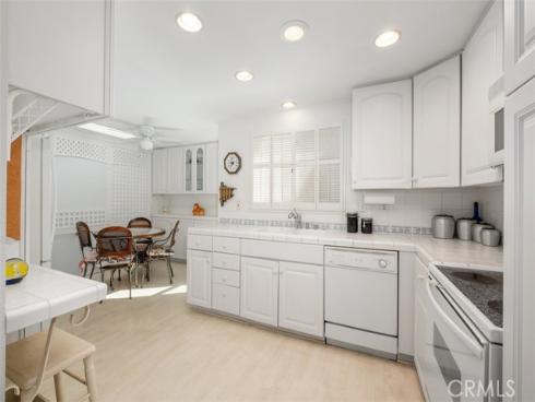 2388 W Via Mariposa  3E , Laguna Woods, CA