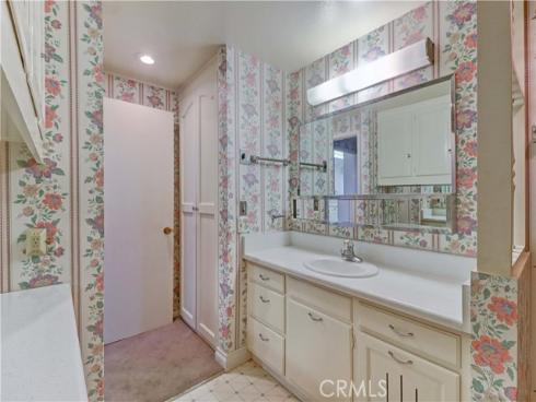 2009 Via Mariposa D , Laguna Woods, CA