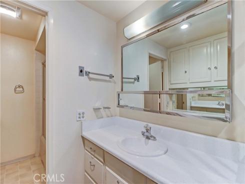 2009 Via Mariposa D , Laguna Woods, CA