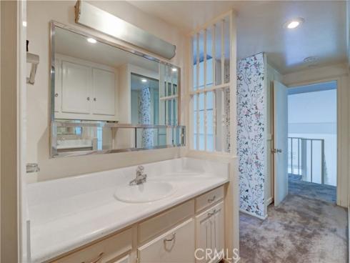 2009 Via Mariposa D , Laguna Woods, CA