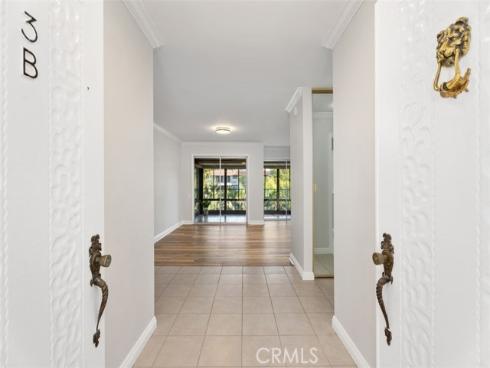 2392 Via Mariposa 3B , Laguna Woods, CA