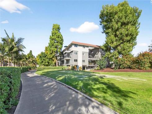 2393  Via Mariposa  2B , Laguna Woods, CA