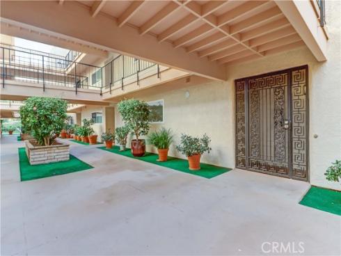 5519 Paseo Del Lago 1G