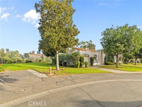 3422  Calle Azul  A , Laguna Woods, CA