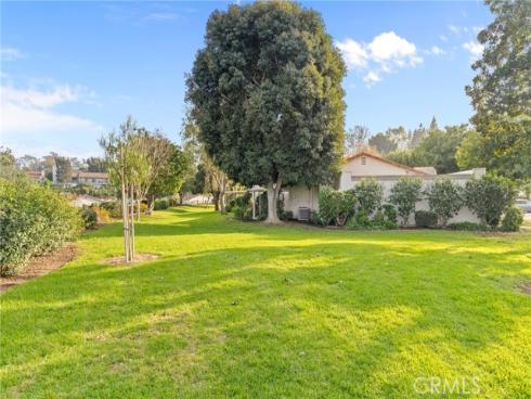 3422  Calle Azul  A , Laguna Woods, CA