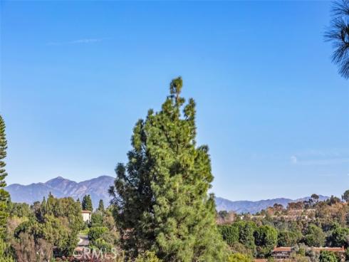 5592  Avenida Sosiega  B , Laguna Woods, CA