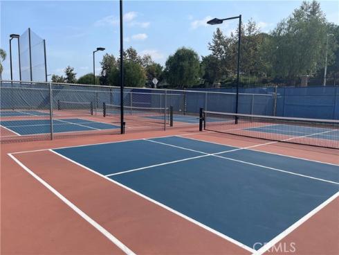 5592  Avenida Sosiega  B , Laguna Woods, CA