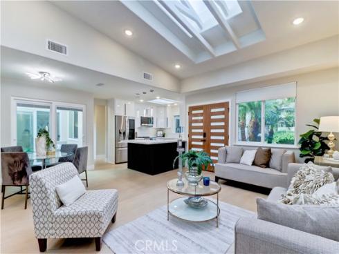 522  Calle Aragon  B , Laguna Woods, CA