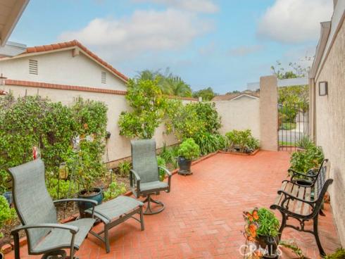 5231  Moya  , Laguna Woods, CA