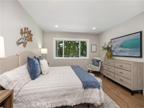 4025  Calle Sonora Este  2C , Laguna Woods, CA