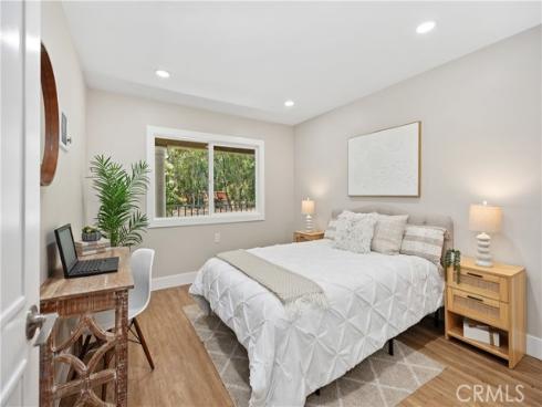 4025  Calle Sonora Este  2C , Laguna Woods, CA