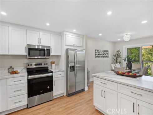 4025  Calle Sonora Este  2C , Laguna Woods, CA