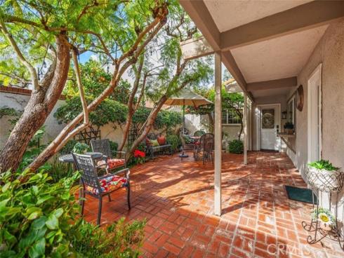 5295  Avenida Del Sol  , Laguna Woods, CA