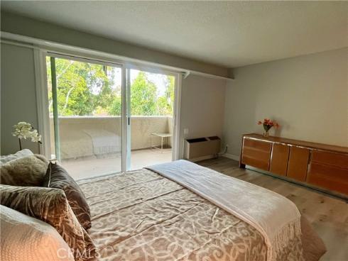 2057  Via Mariposa  B , Laguna Woods, CA