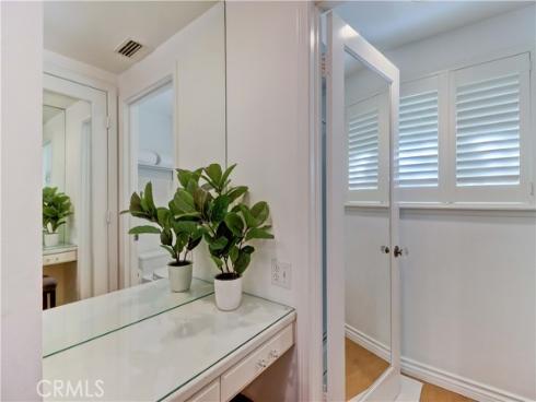 580  Avenida Majorca  O , Laguna Woods, CA