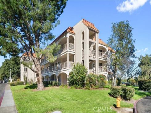 3498  Bahia Blanca  2F , Laguna Woods, CA