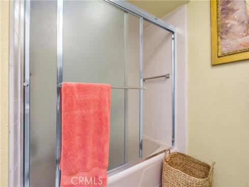 957 Calle Aragon N , Laguna Woods, CA