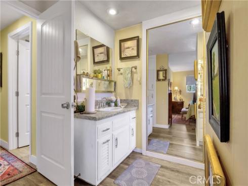 957 Calle Aragon N , Laguna Woods, CA