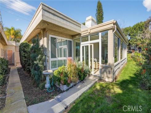 5596  Vista Del Mando  A , Laguna Woods, CA