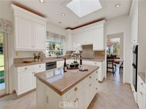 5596  Vista Del Mando  A , Laguna Woods, CA