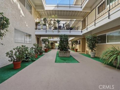 3499 Bahia Blanca B1 , Laguna Woods, CA