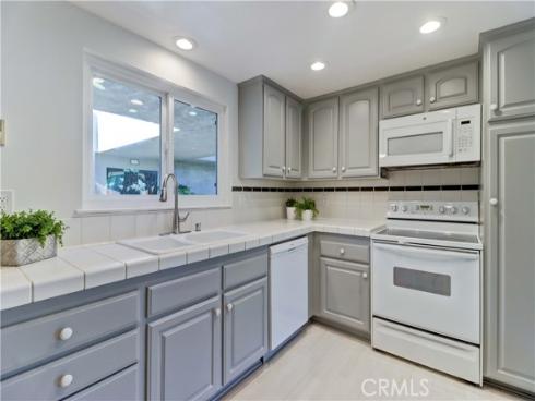 2395  Via Mariposa  3A , Laguna Woods, CA