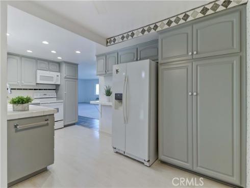 2395  Via Mariposa  3A , Laguna Woods, CA