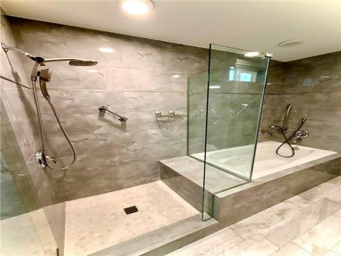 2405  Via Mariposa  1-H , Laguna Woods, CA