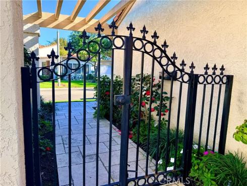 3375  Punta Alta  B , Laguna Woods, CA