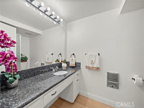 226  Avenida Sevilla  D , Laguna Woods, CA